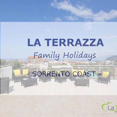 La Terrazza Family Holidays, Sorrento Coaost Sant'Angelo  Экстерьер фото