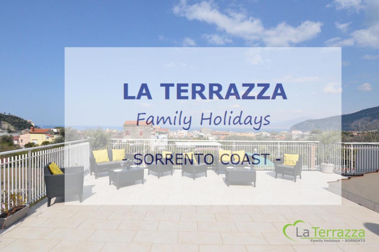 La Terrazza Family Holidays, Sorrento Coaost Sant'Angelo  Экстерьер фото